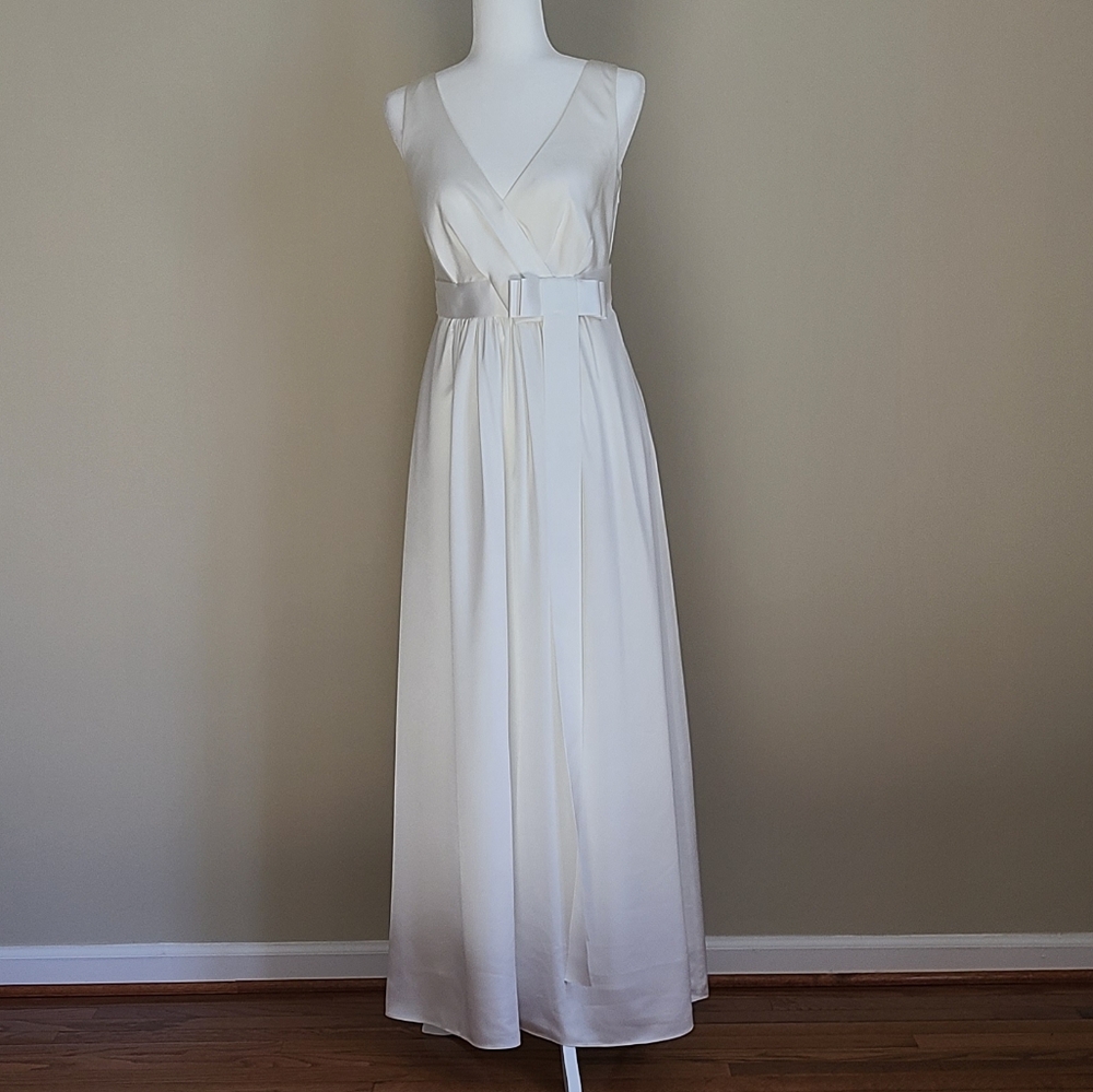 Calvin Klein Ivory Maxi Gown Sleeveless Formal Evening Dress S